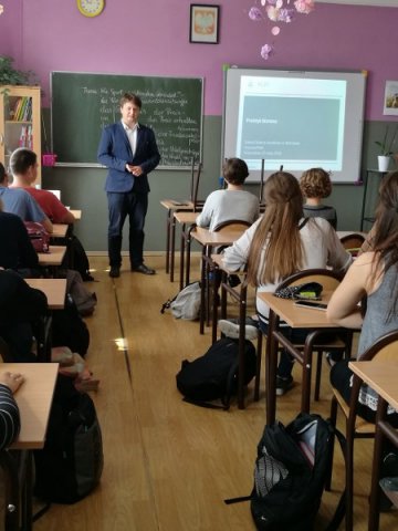  „Praktyk Biznesu”, czyli jak prowadzić własną firmę.